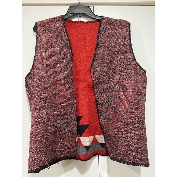 Nanook Vest Women’s Large 100% Virgin Wool Red Canada Made Button Front FLAW - Picture 11 of 16